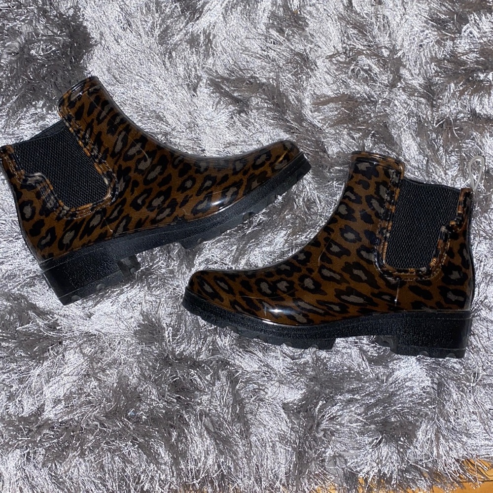 🔥EUC🔥Seven7 Rain Chelsea Boots (platform/chunky)